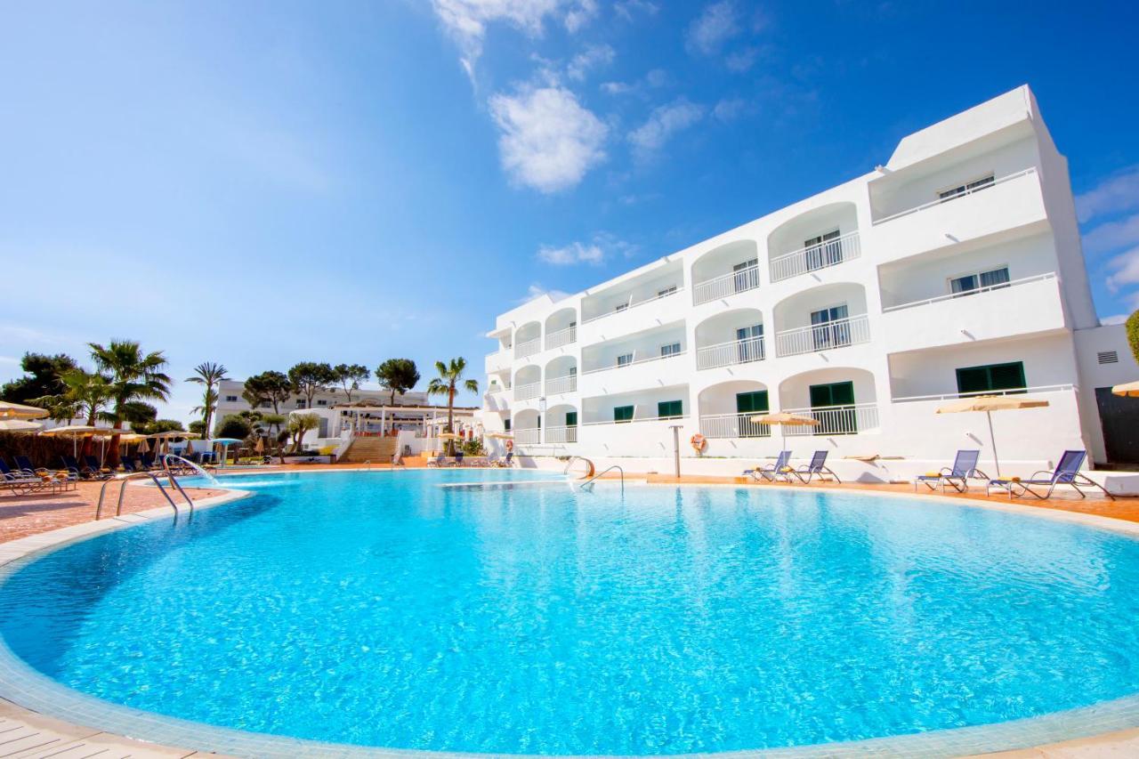 Gavimar Ariel Chico And Hotell Cala D´Or